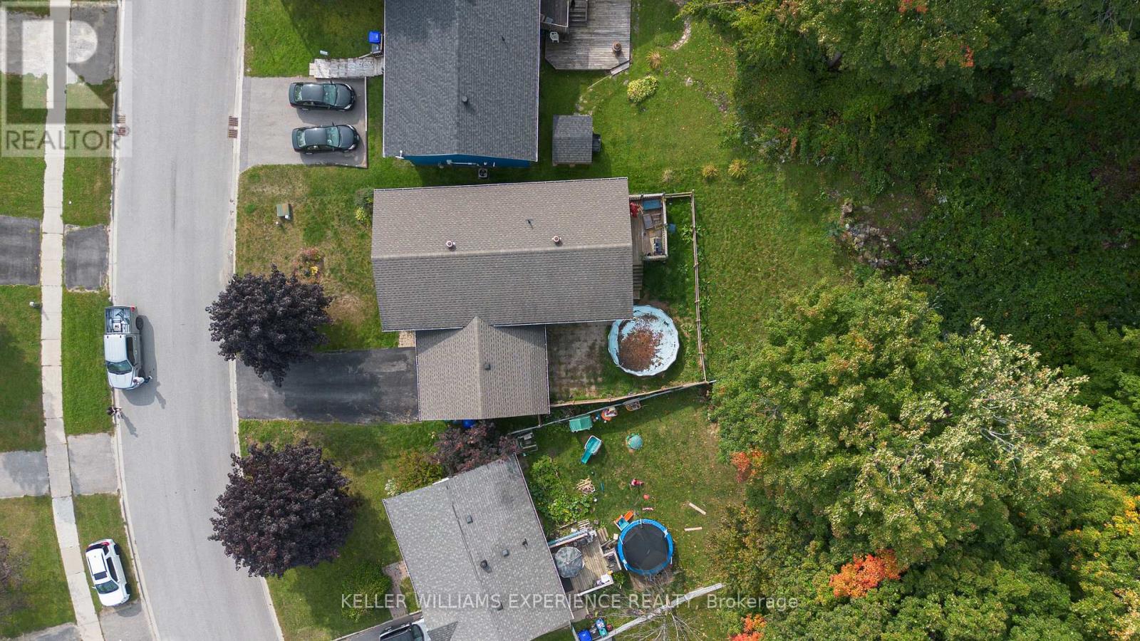 813 BIRCHWOOD DR