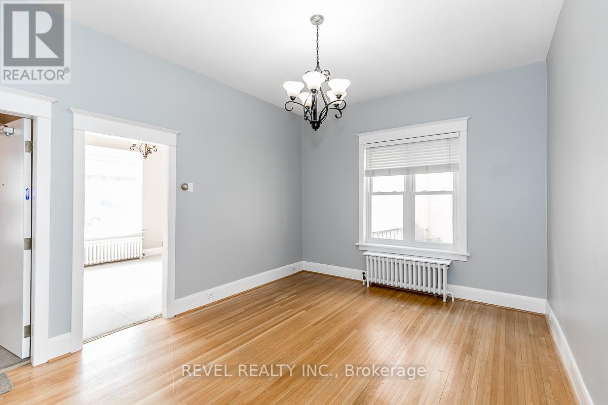 520 ELIZABETH ST