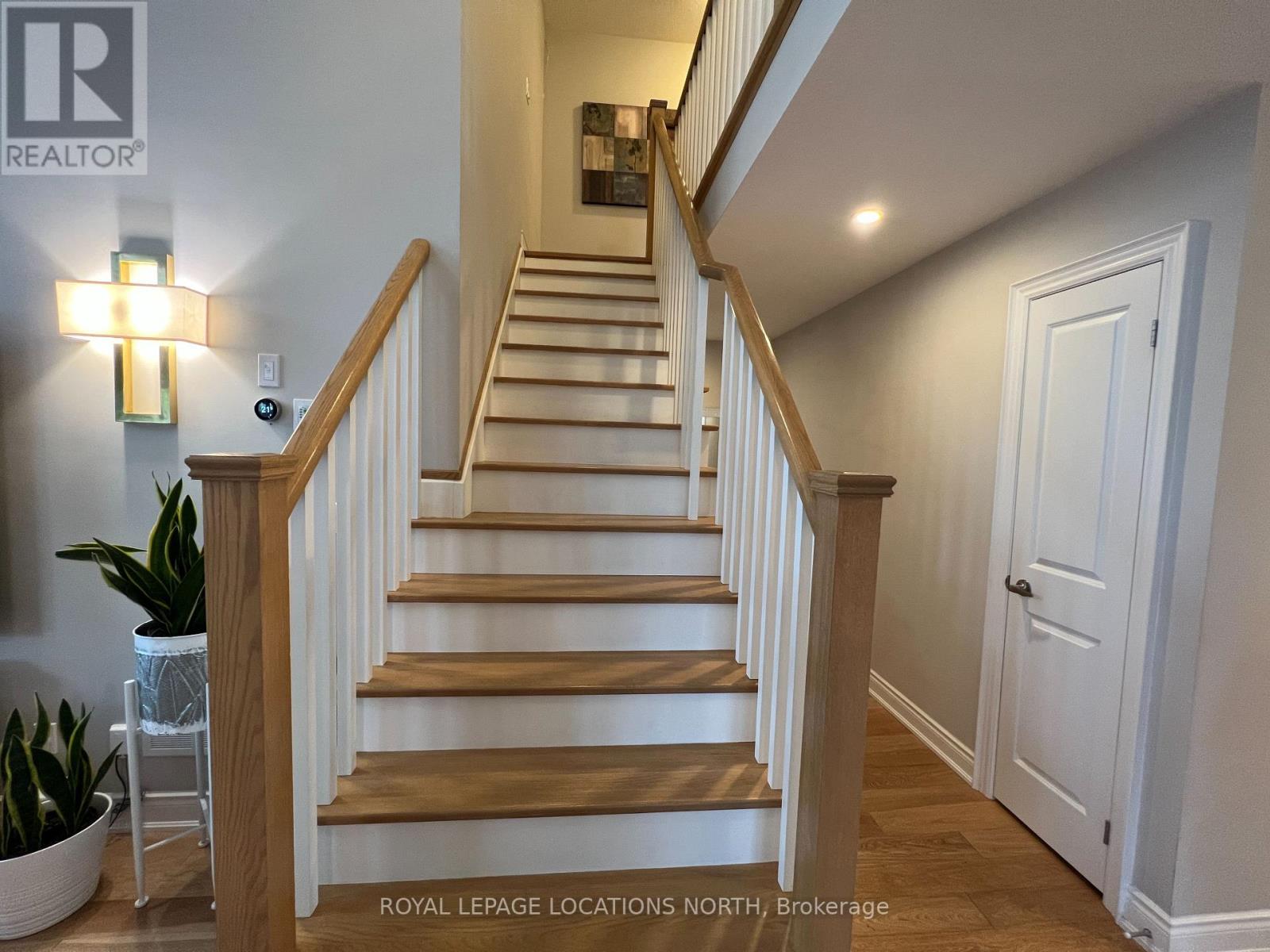 18 CARPENTER ST
