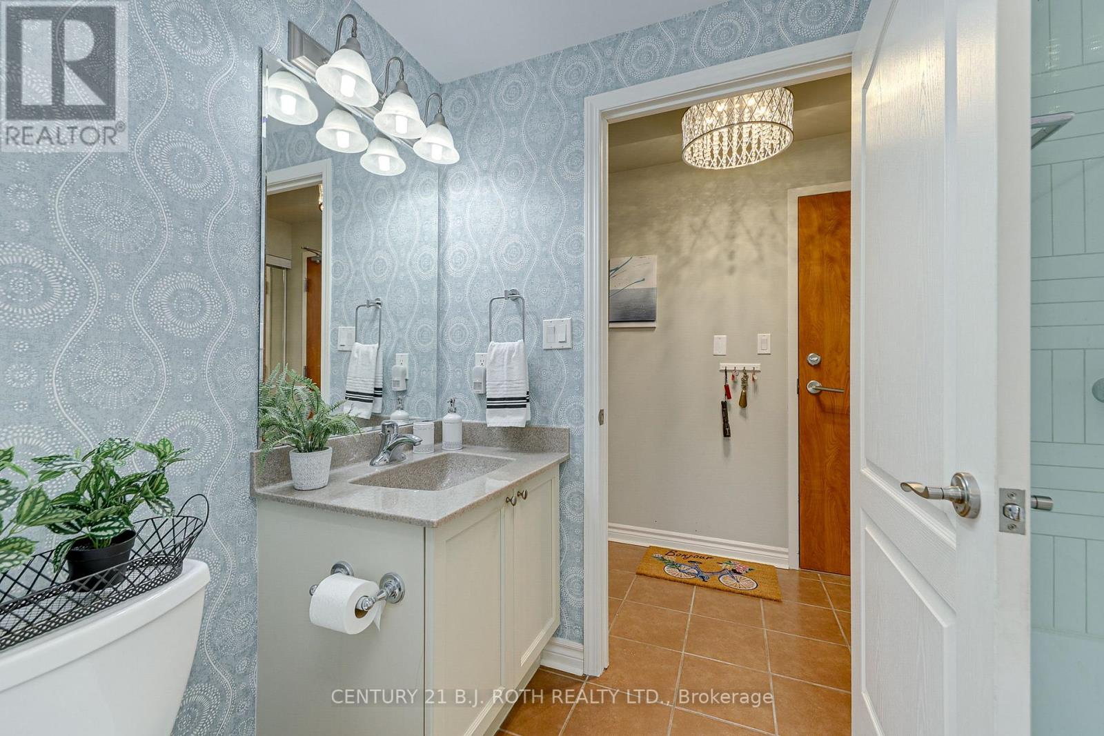 #610 -699 ABERDEEN BLVD, #610