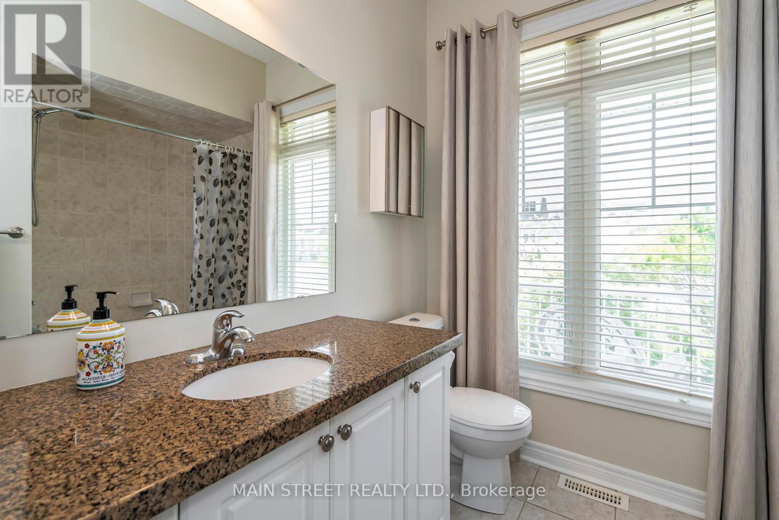 40 RIVERWALK PL