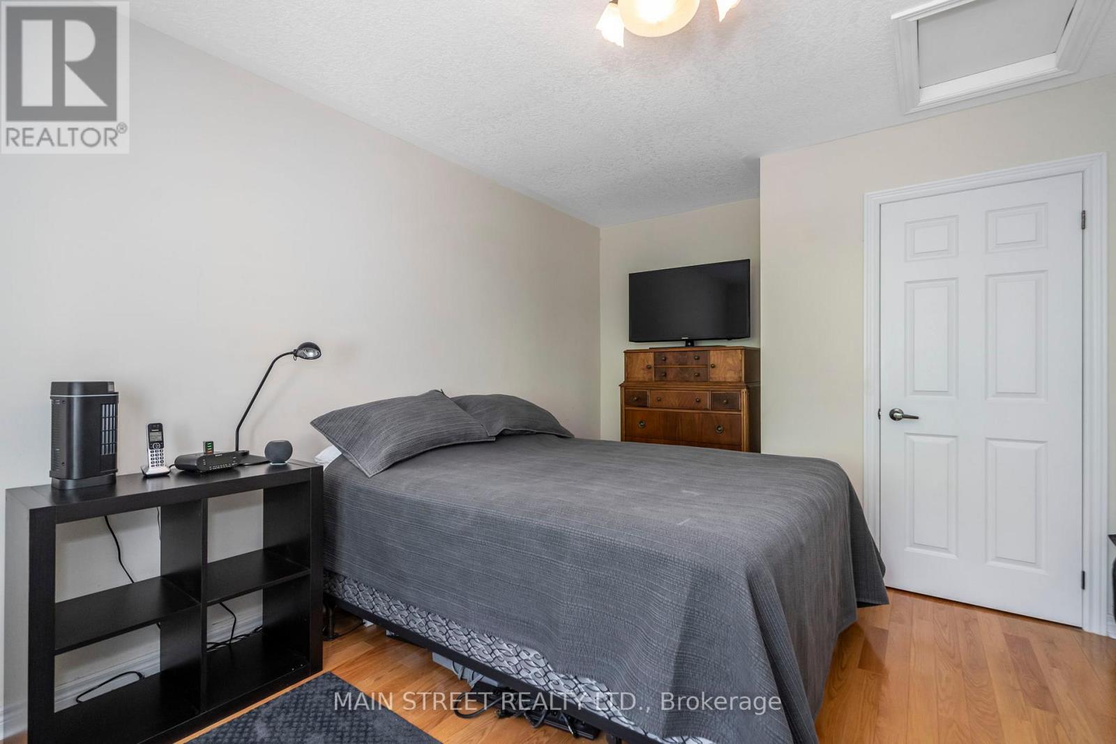 40 RIVERWALK PL