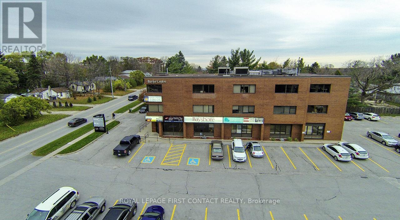 #200 -11 FERRIS LANE, #200