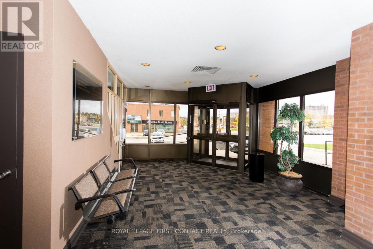 #200 -11 FERRIS LANE, #200