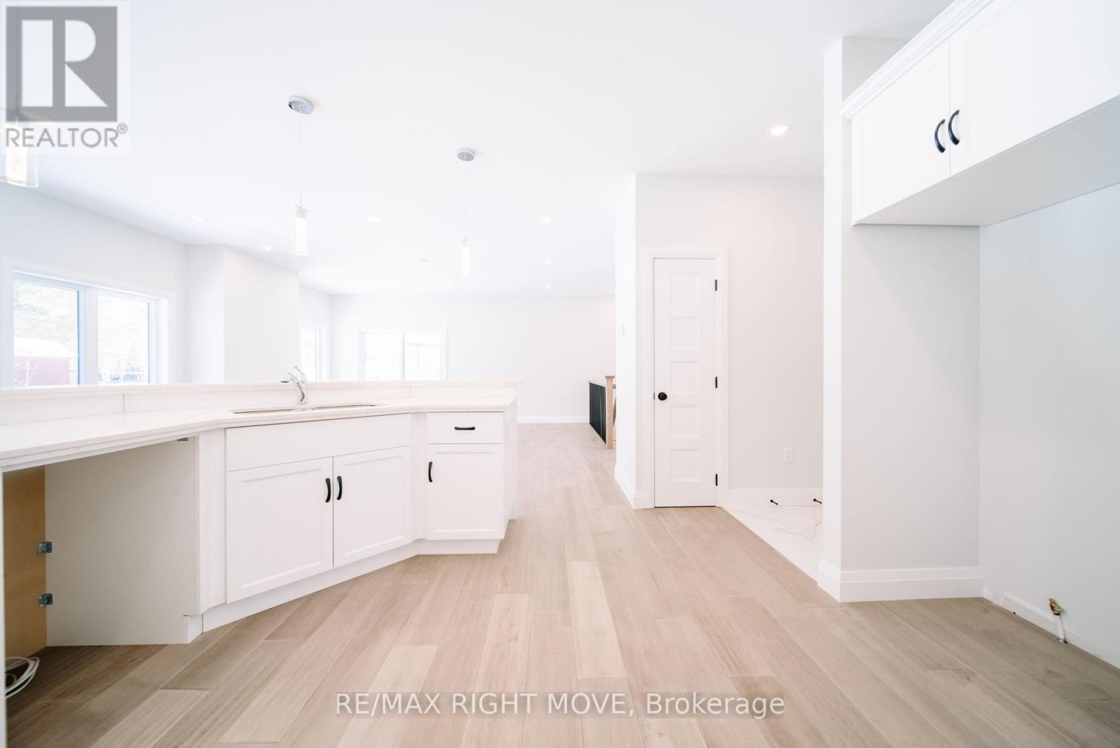 24 BELLEHUMEUR RD