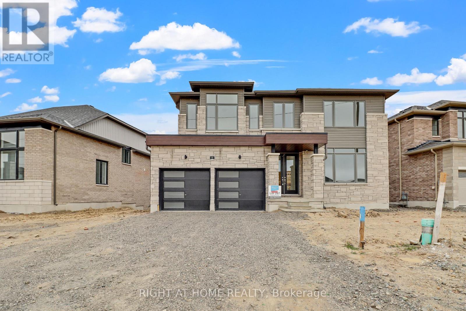 37 DEL RAY CRES
