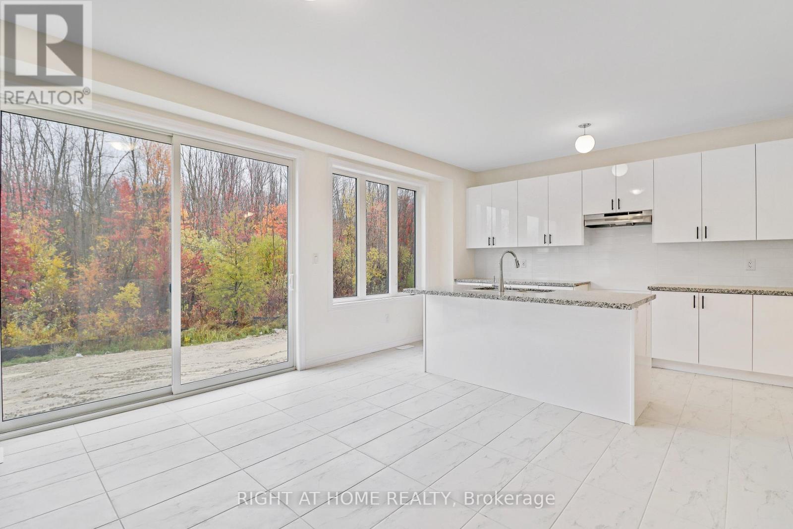 37 DEL RAY CRES