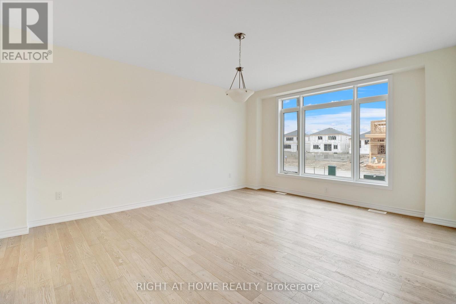 37 DEL RAY CRES