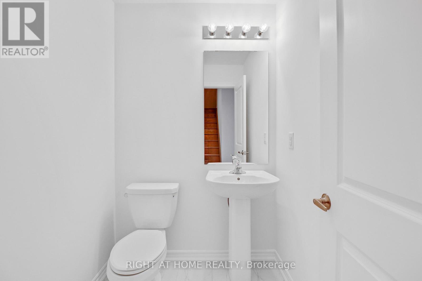 37 DEL RAY CRES
