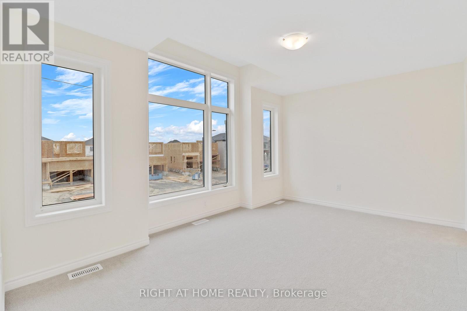 37 DEL RAY CRES