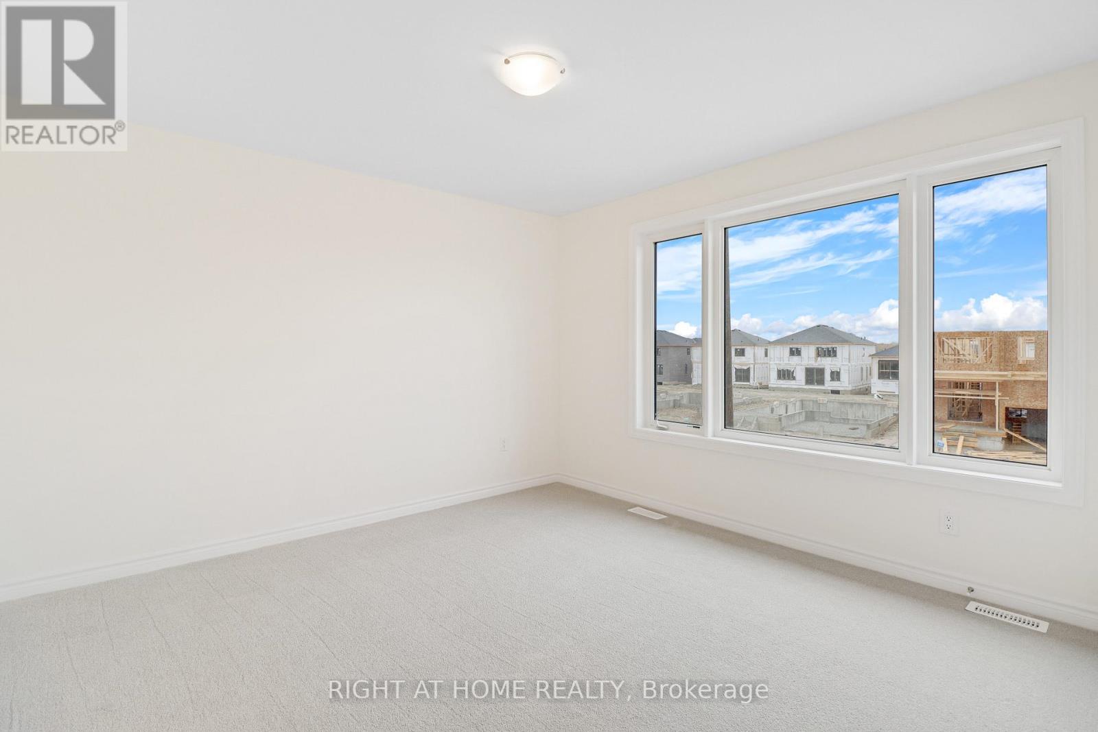 37 DEL RAY CRES