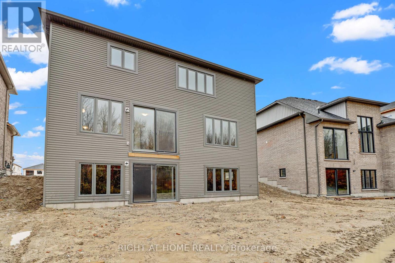 37 DEL RAY CRES