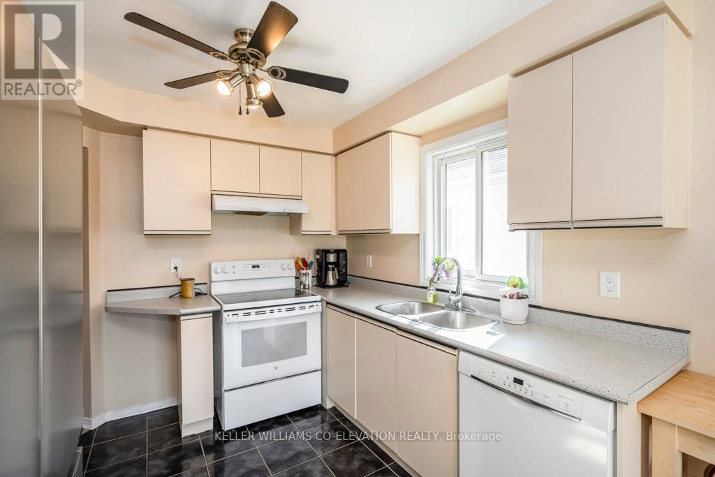 159 DYER DR