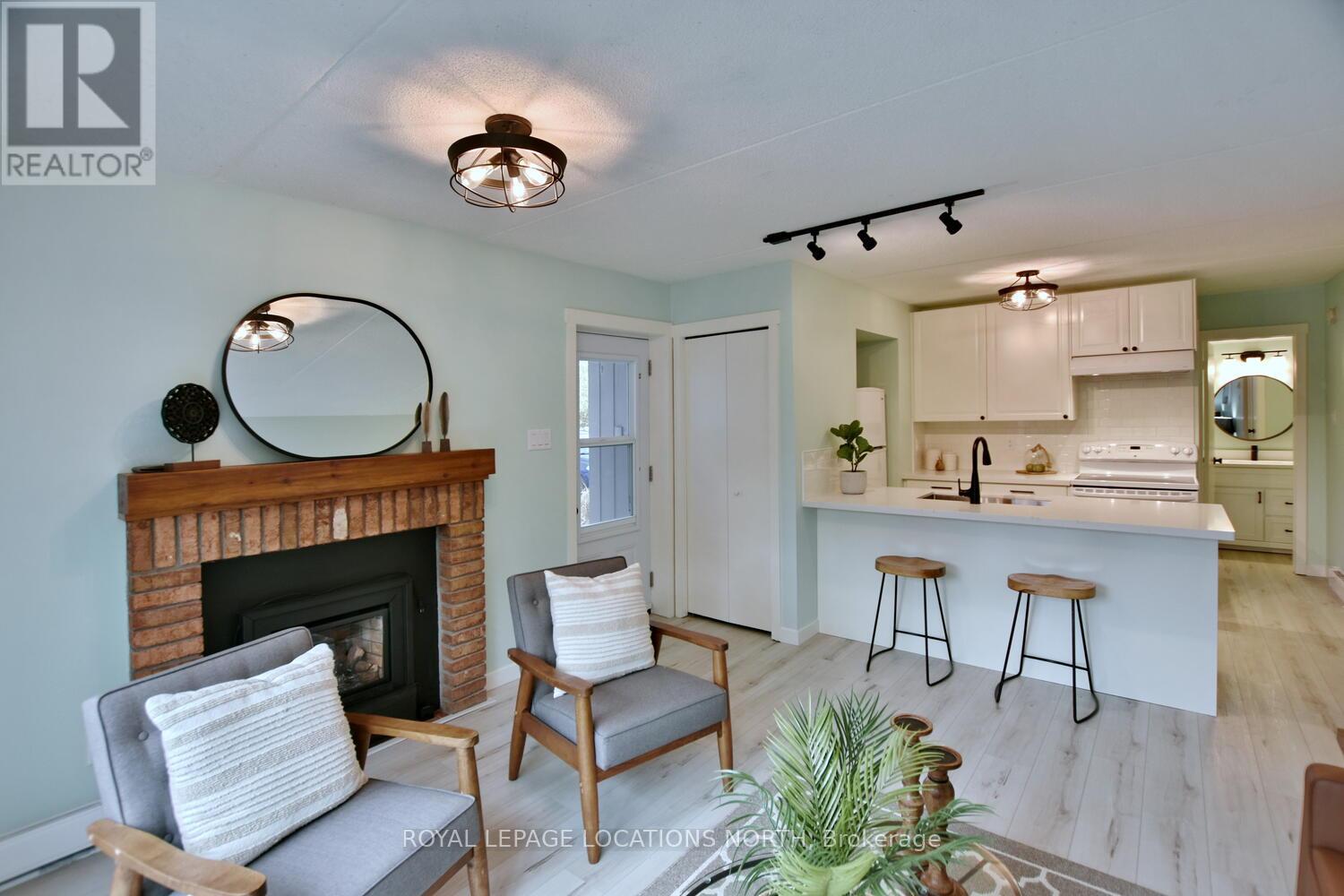 #78 -21 DAWSON DR, #78