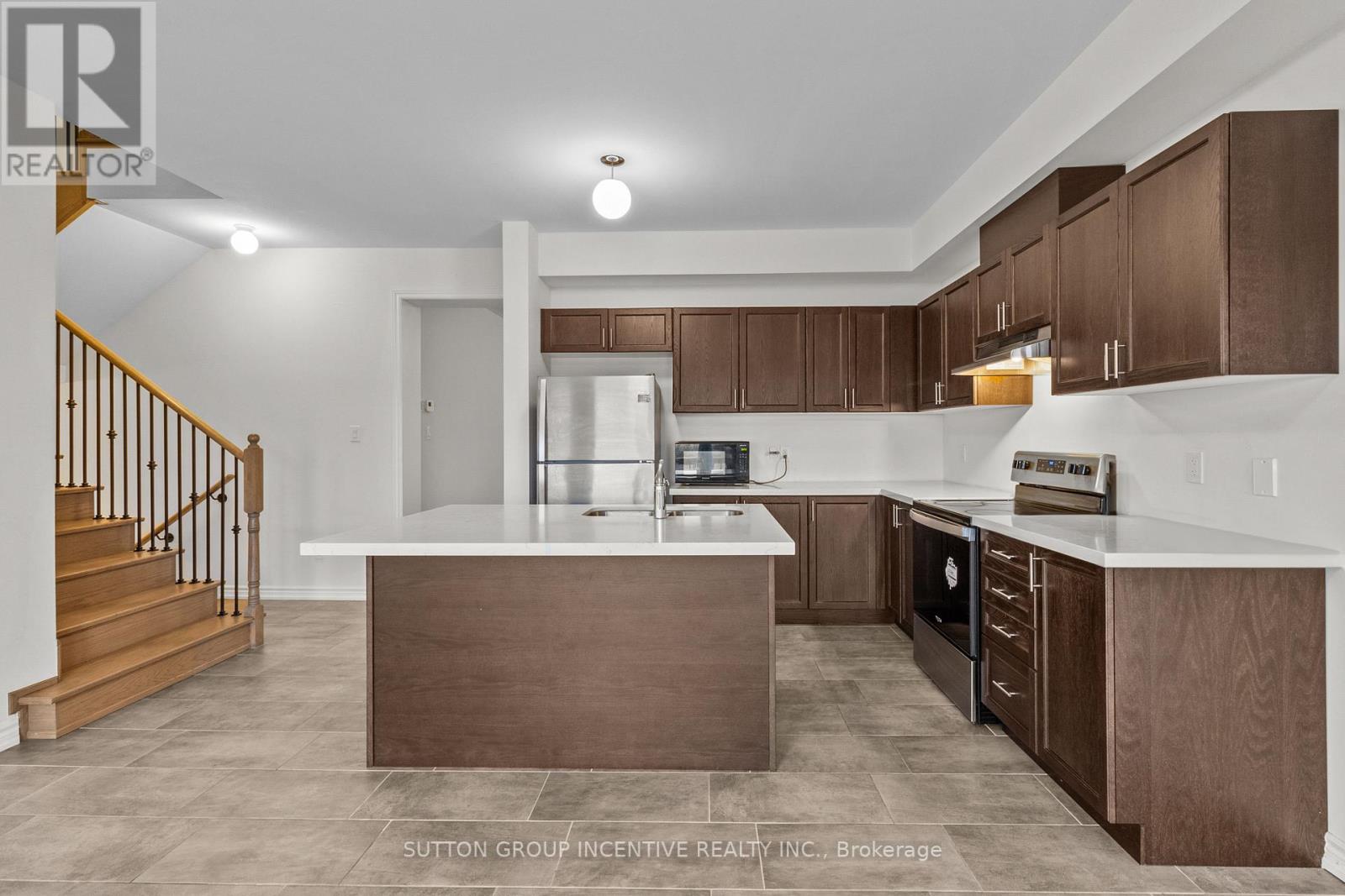 31 BIANCA CRES