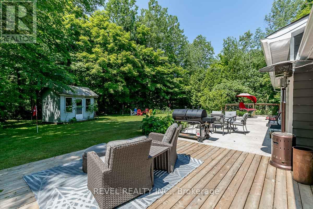 2440 CHAMPLAIN RD