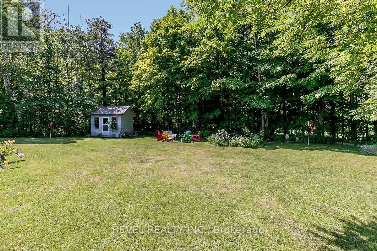 2440 CHAMPLAIN RD