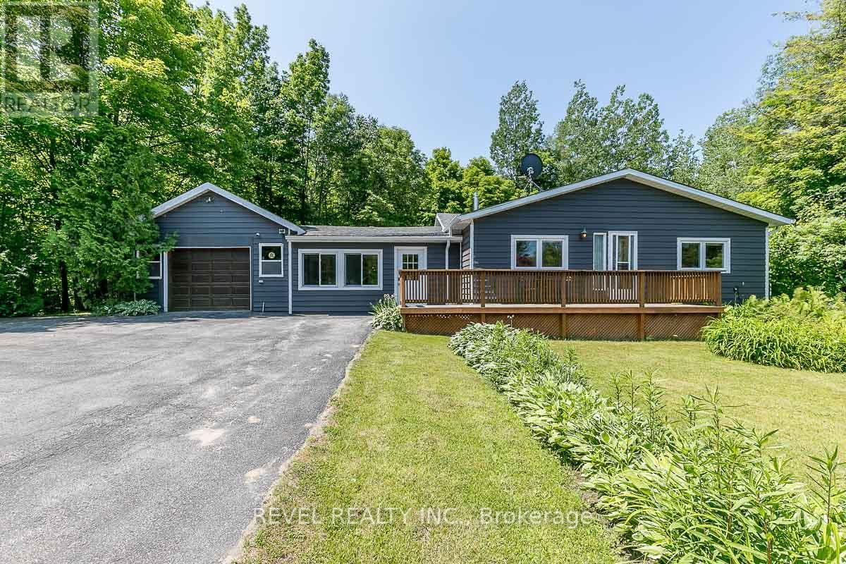 2440 CHAMPLAIN RD