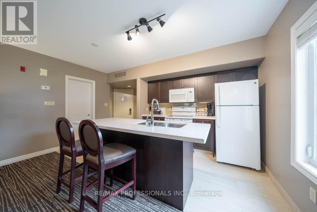 #2054/55 -90 HIGHLAND DR, #2054/55