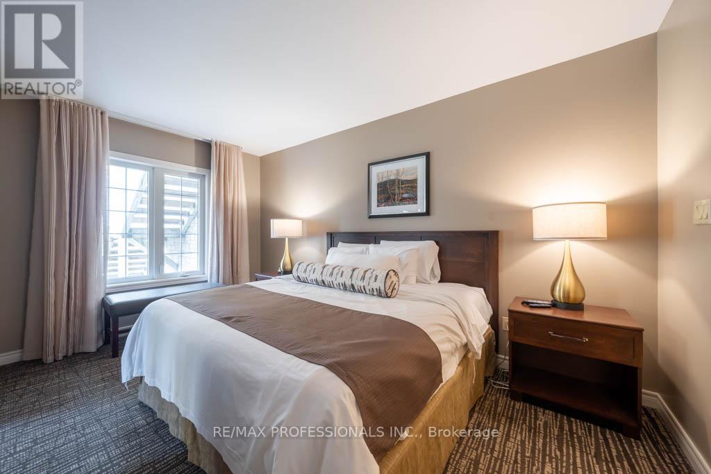 #2054/55 -90 HIGHLAND DR, #2054/55