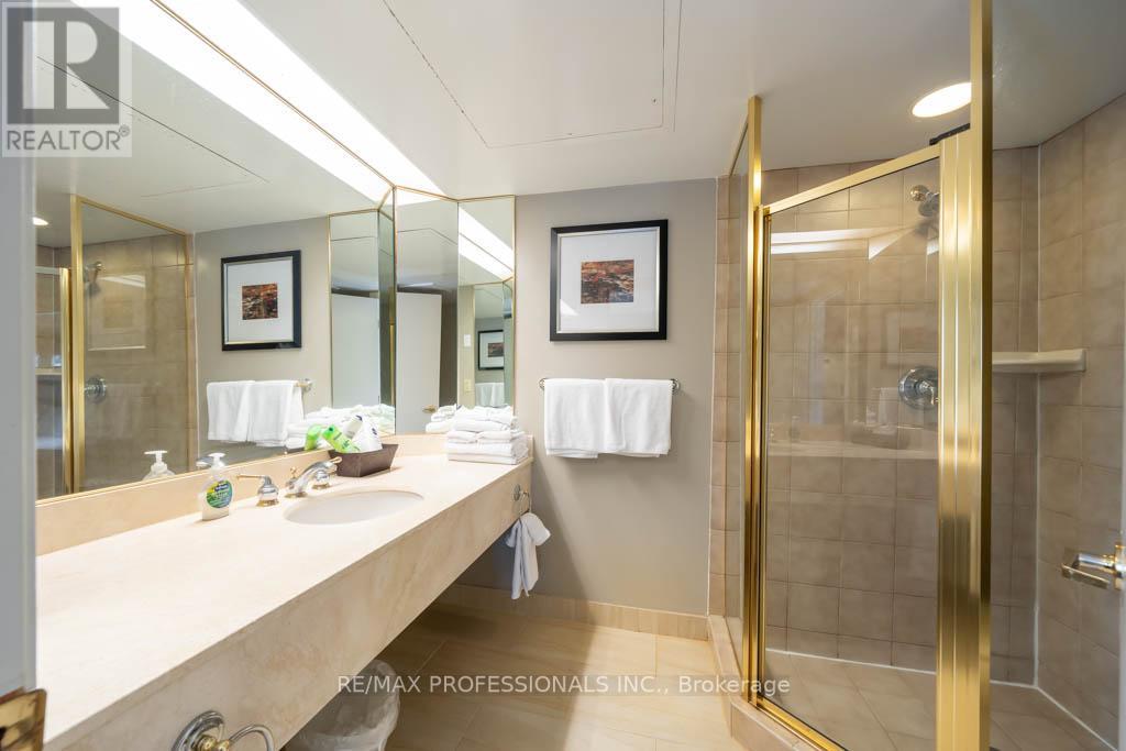 #2054/55 -90 HIGHLAND DR, #2054/55