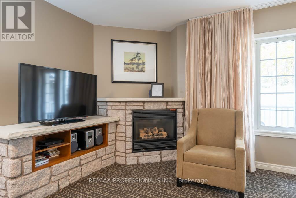 #2054/55 -90 HIGHLAND DR, #2054/55