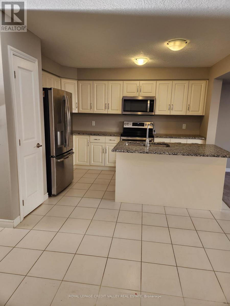 984 WRIGHT DR
