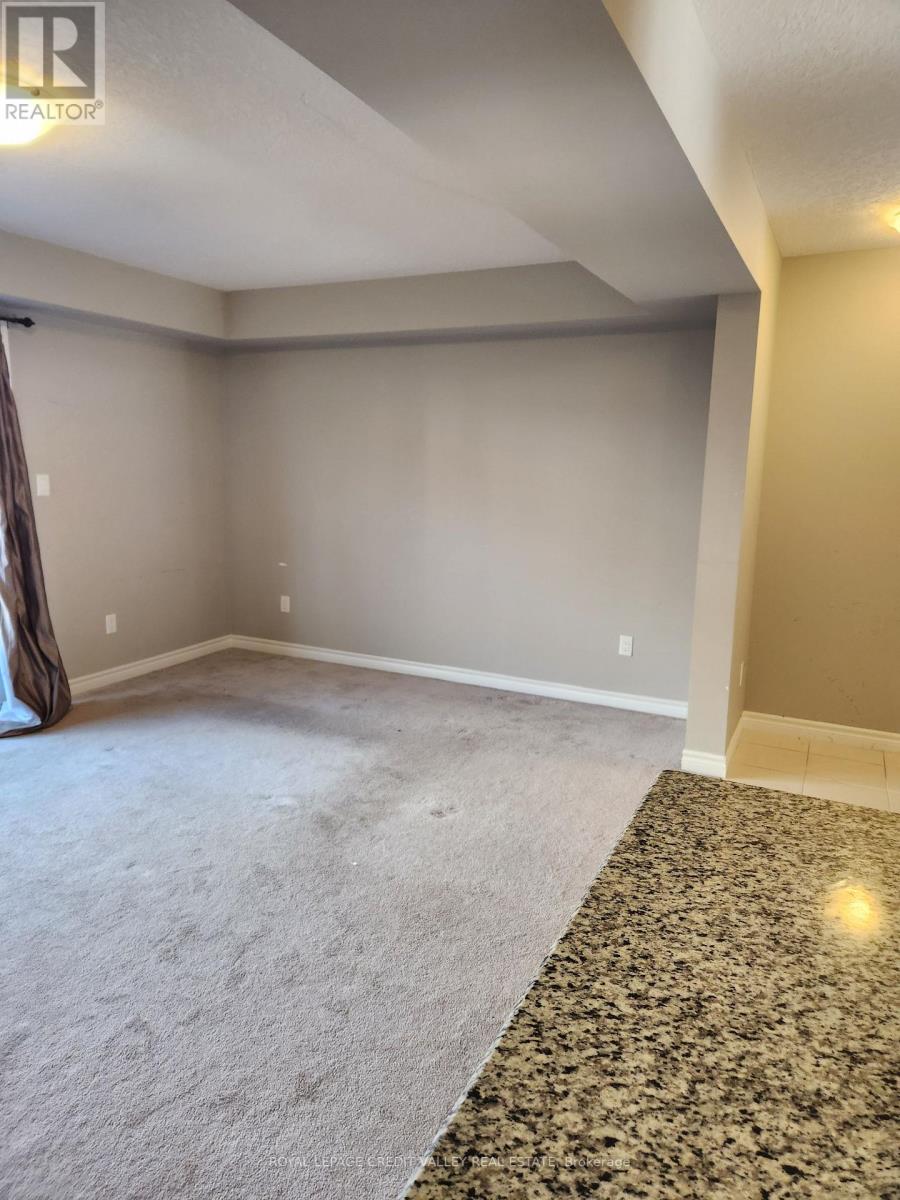 984 WRIGHT DR