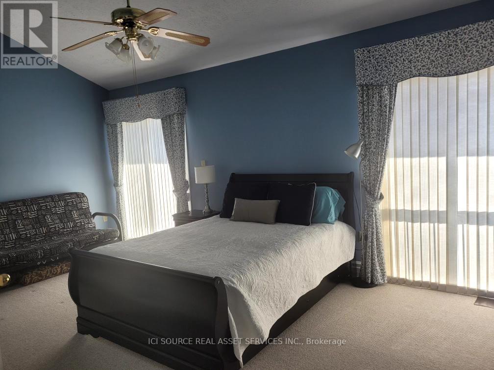 #12 -8 BECK BLVD, #12