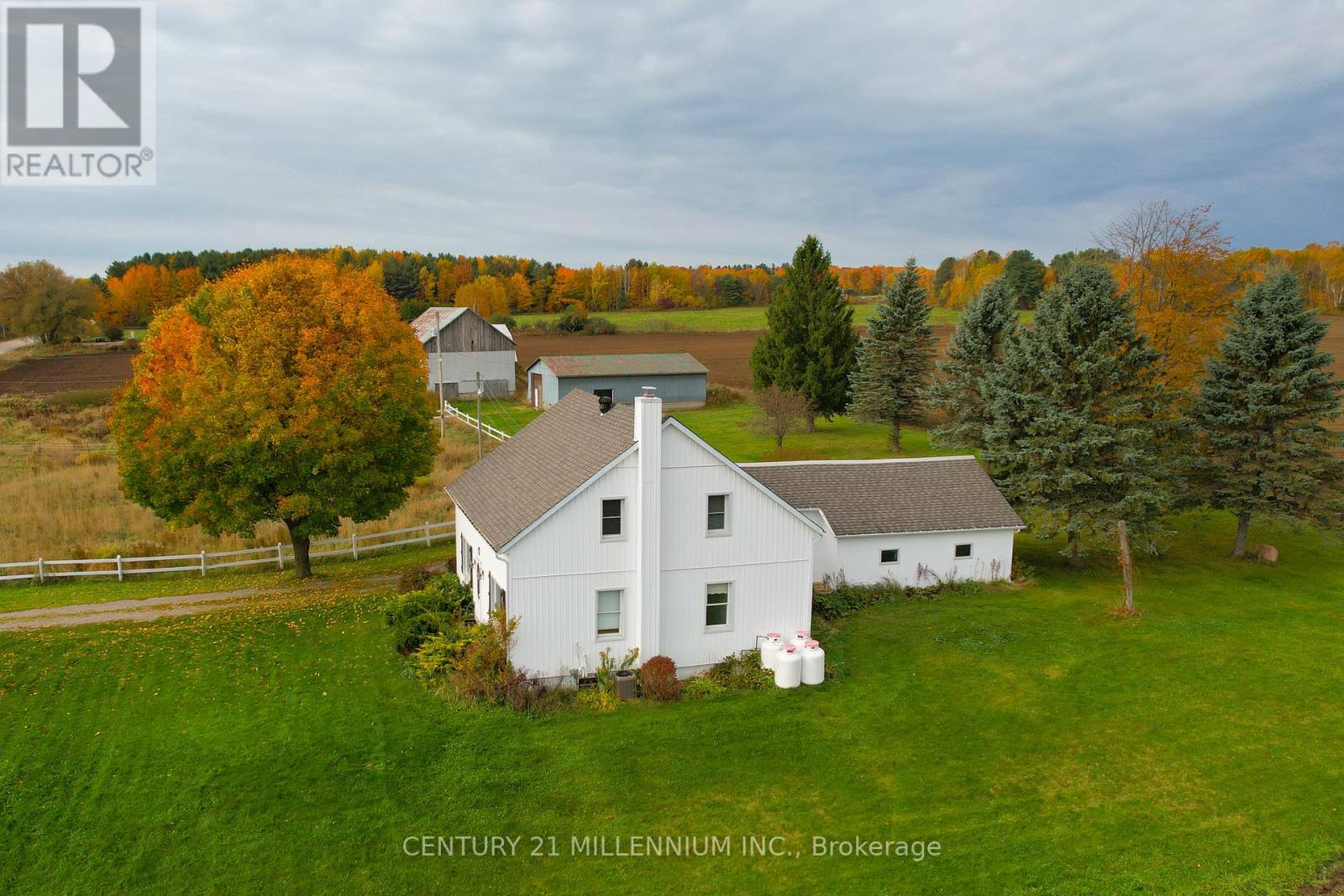 334 CONCESSION 17  W