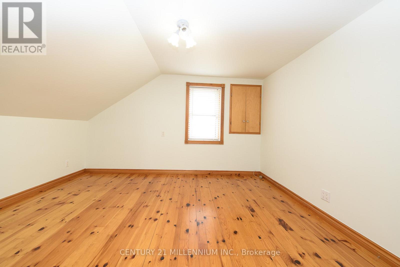 334 CONCESSION 17  W