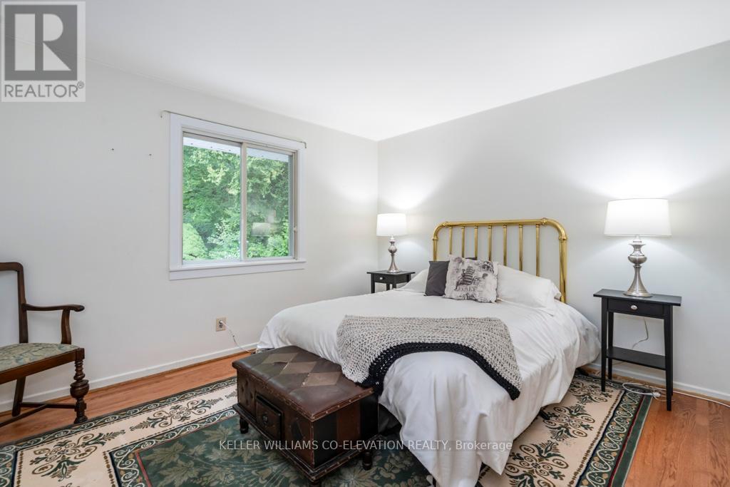 1146 HARBOURVIEW DR