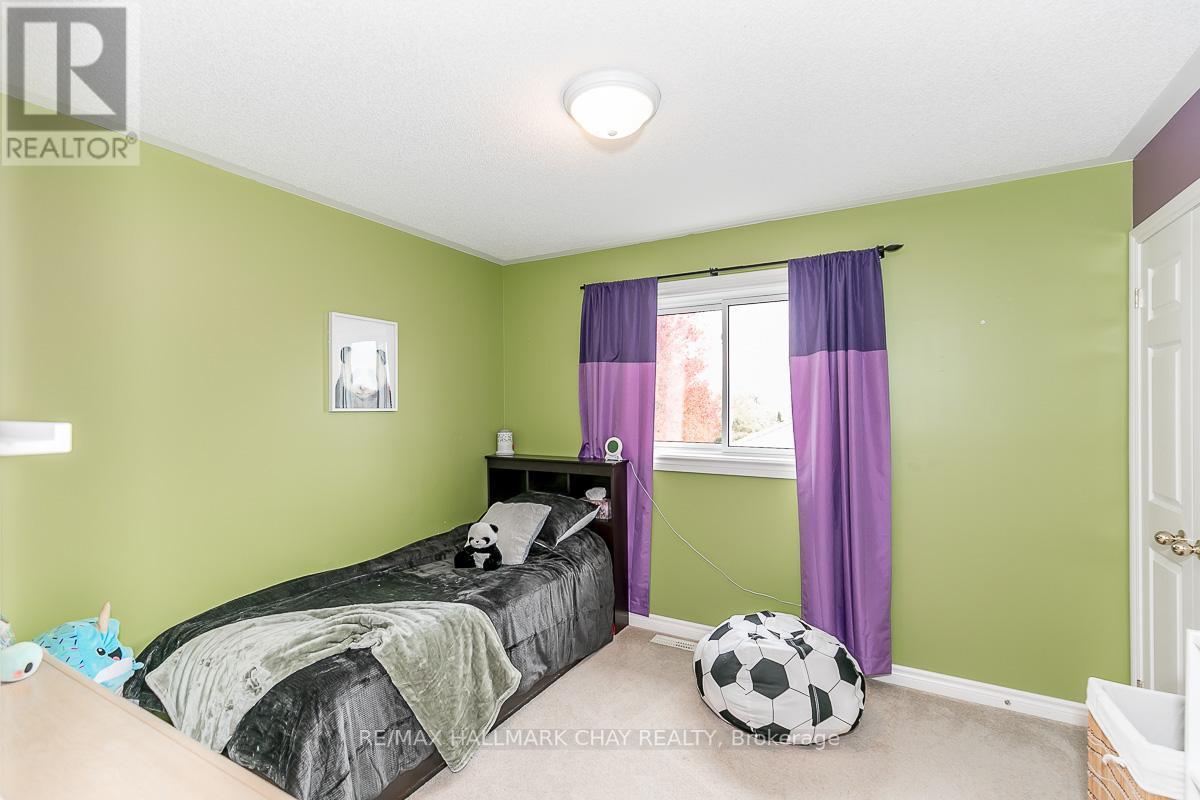 13 KNOX DR