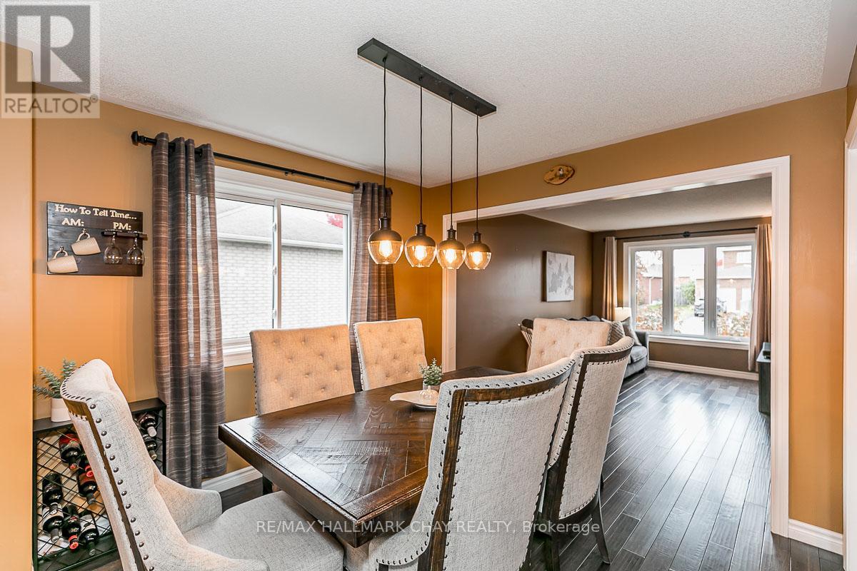 13 KNOX DR