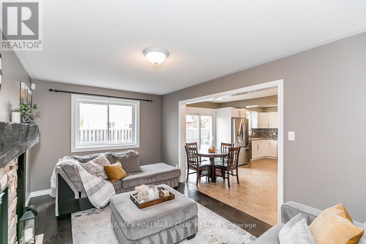 13 KNOX DR