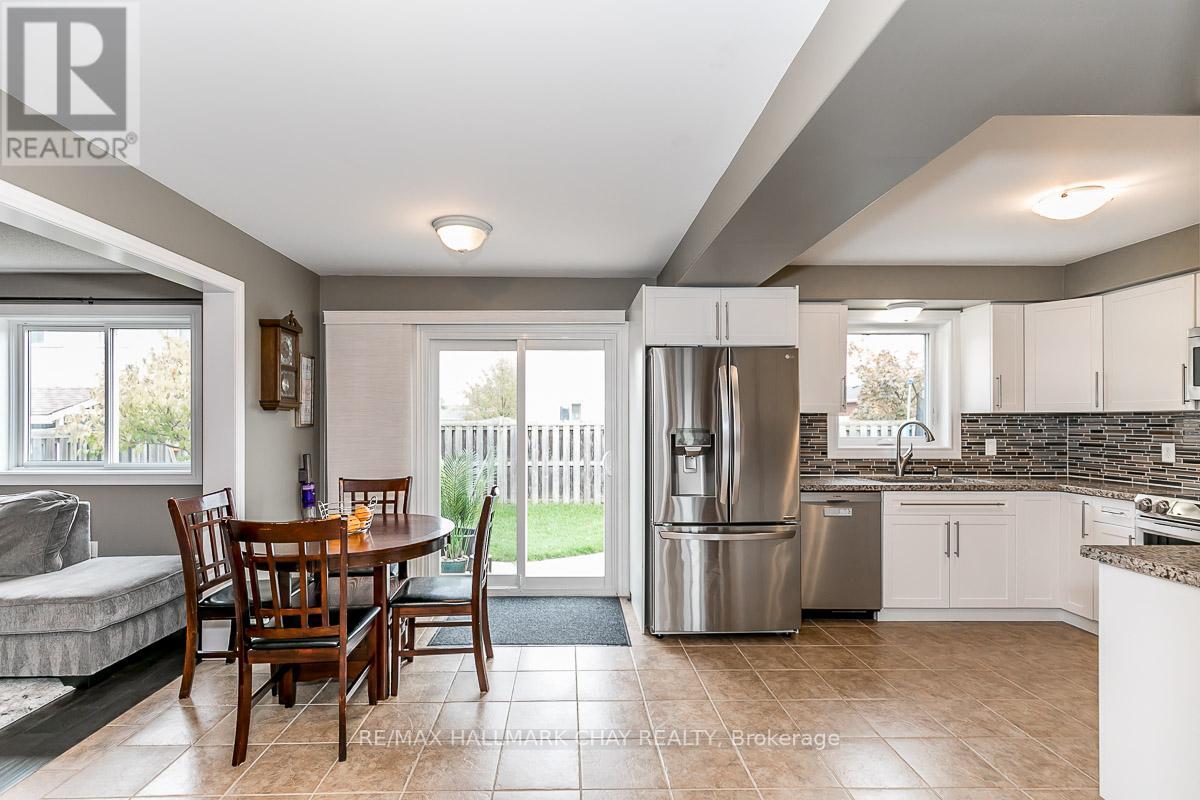 13 KNOX DR