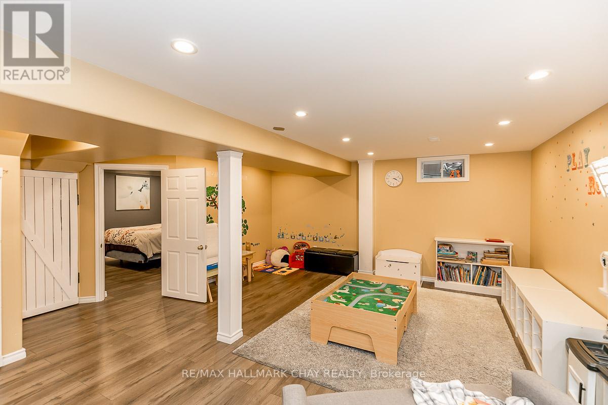 13 KNOX DR