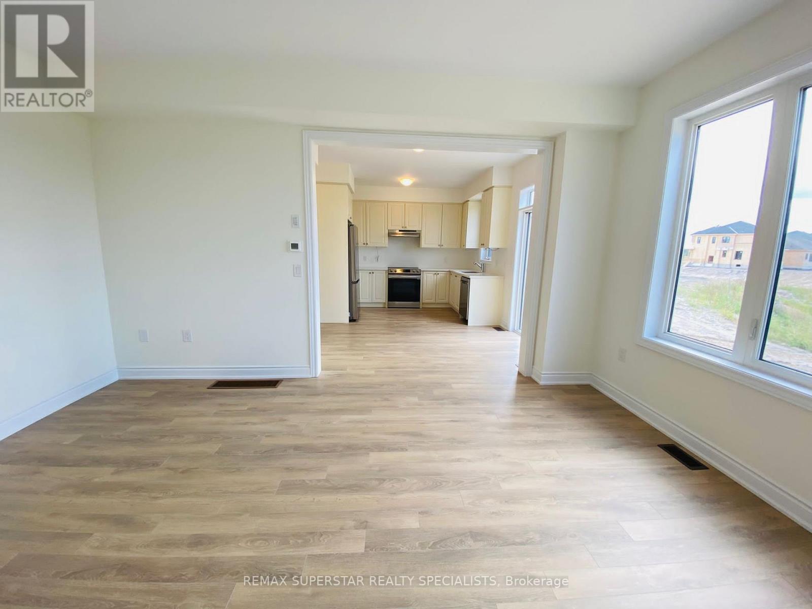 31 UNION BLVD