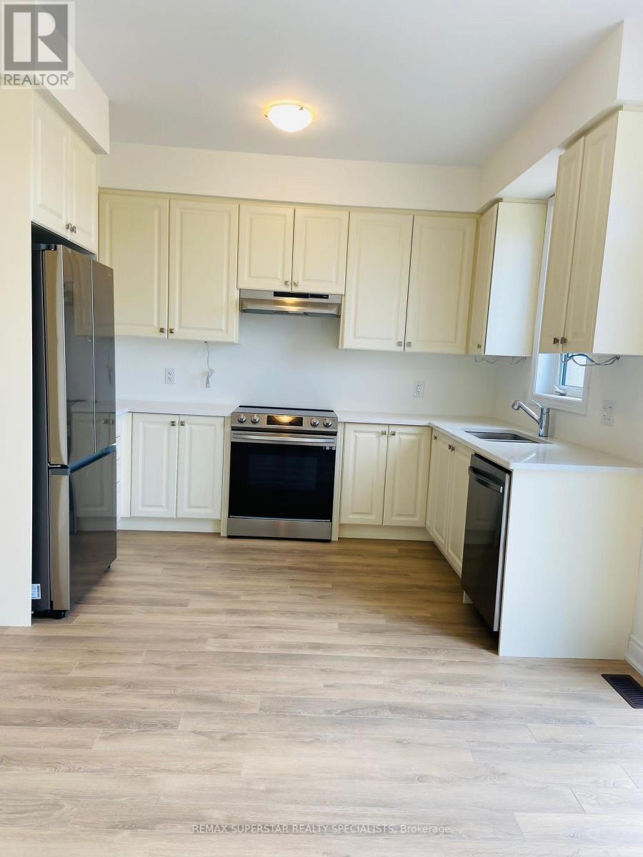 31 UNION BLVD