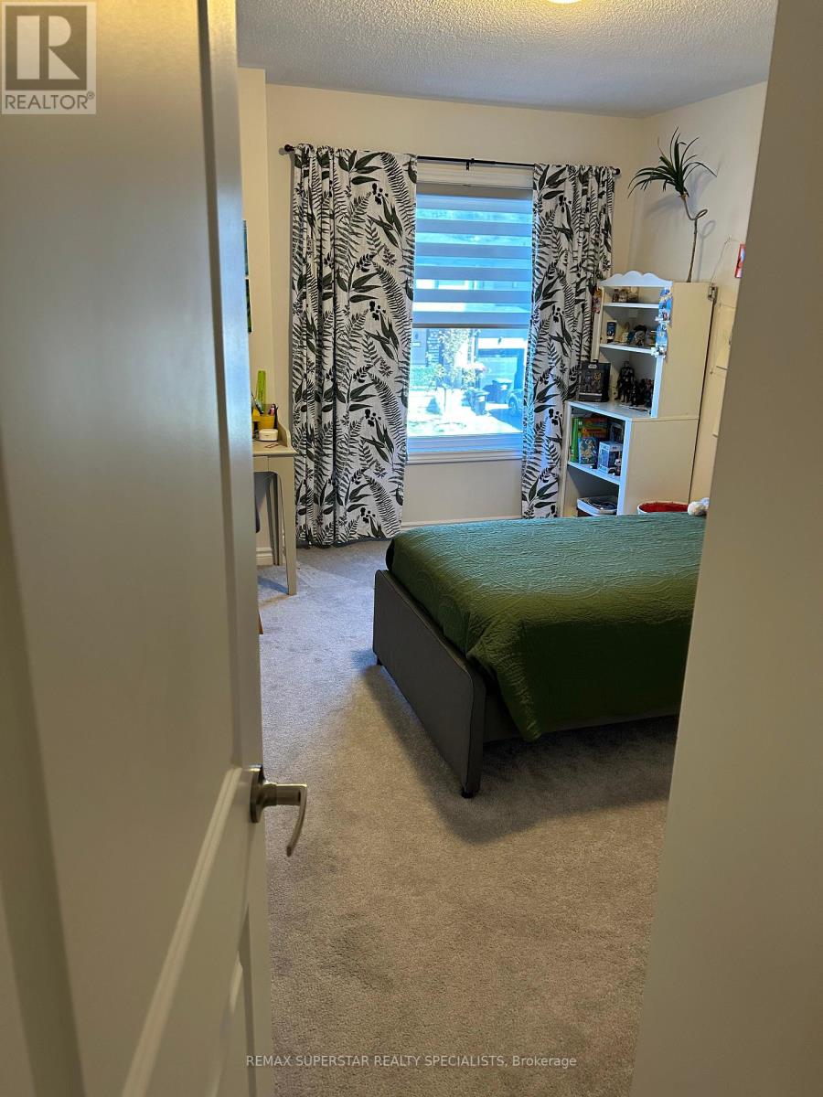 49 EBERHARDT DR