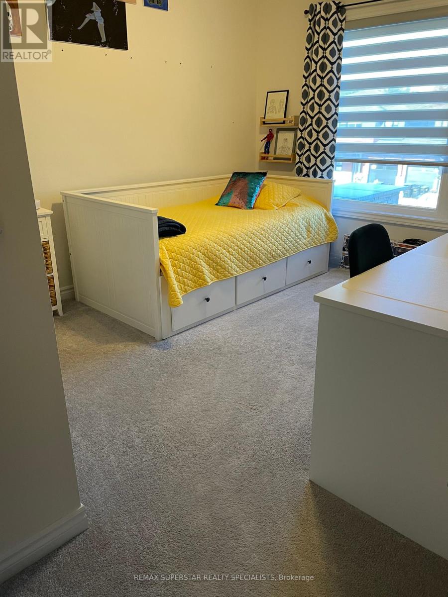 49 EBERHARDT DR
