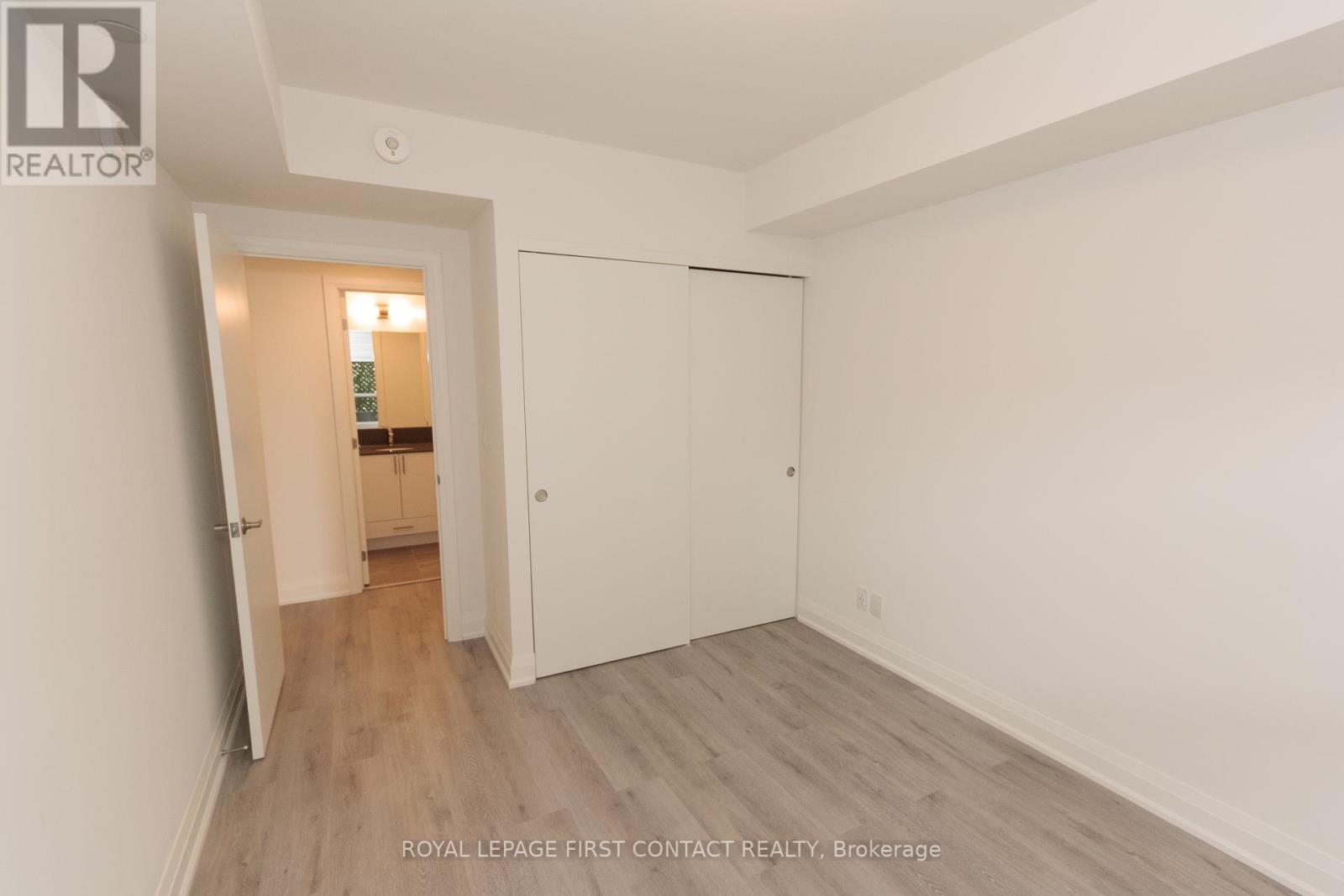 #208 -58 LAKESIDE TERR, #208