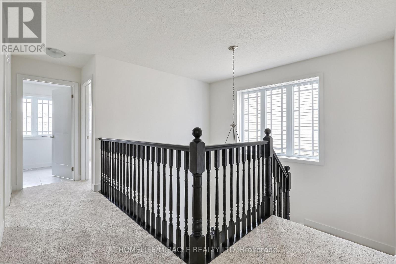 123 PLEWES DR