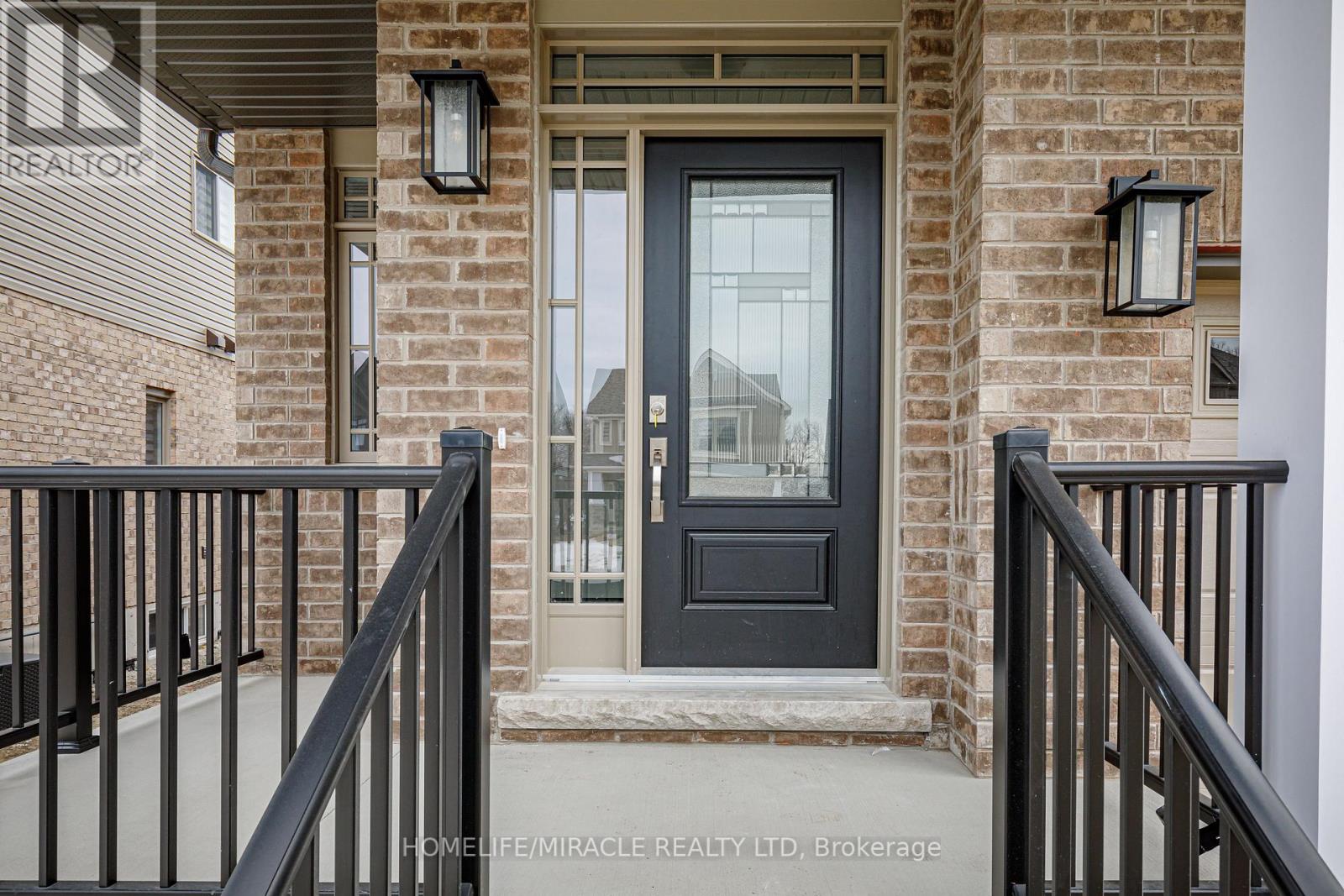 123 PLEWES DR