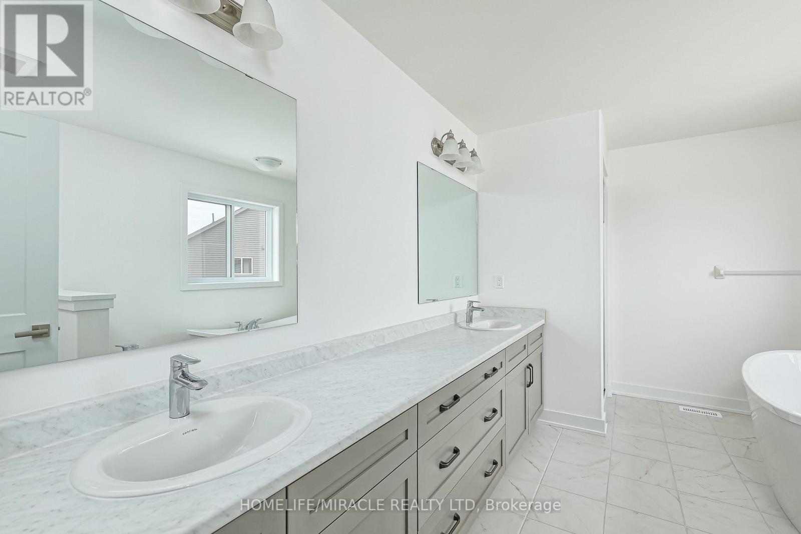 123 PLEWES DR
