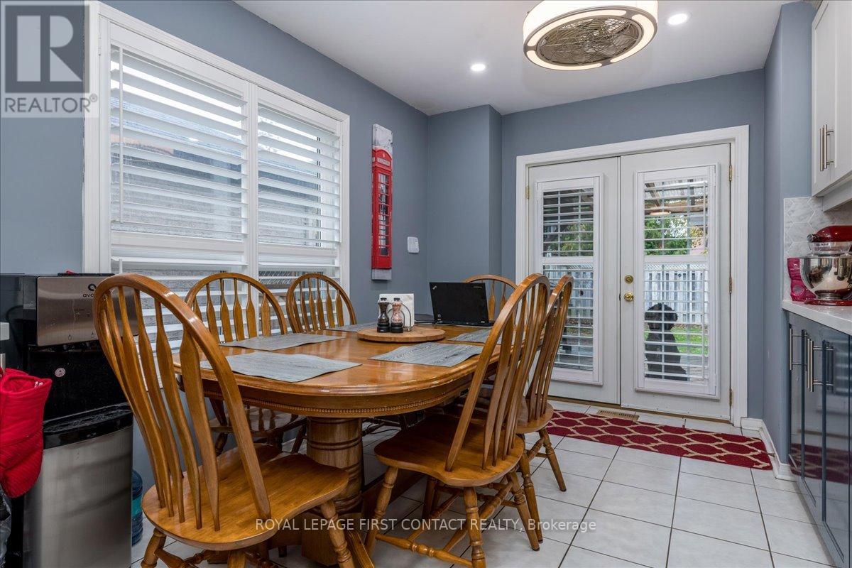 70 RED OAK DR