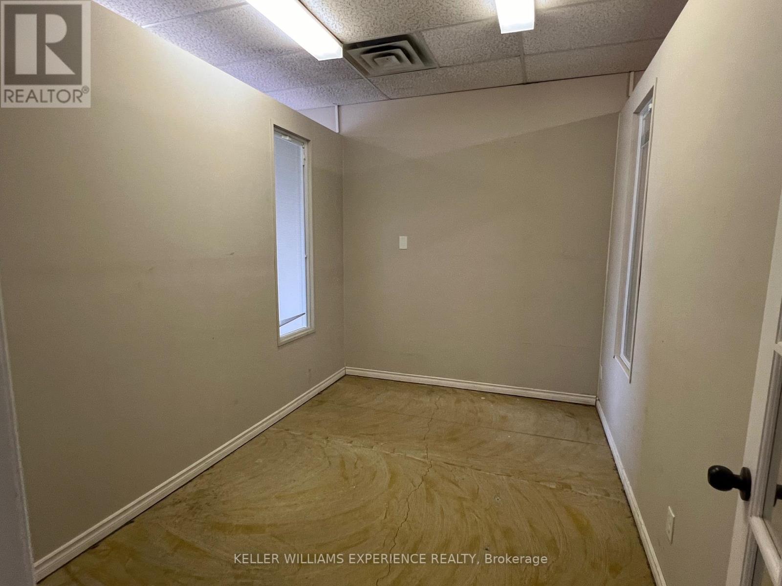 #2 -355 CRANSTON CRES, #2