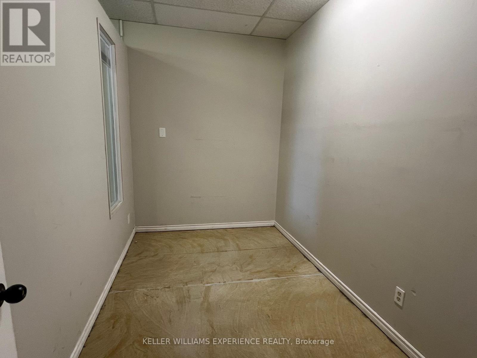 #2 -355 CRANSTON CRES, #2