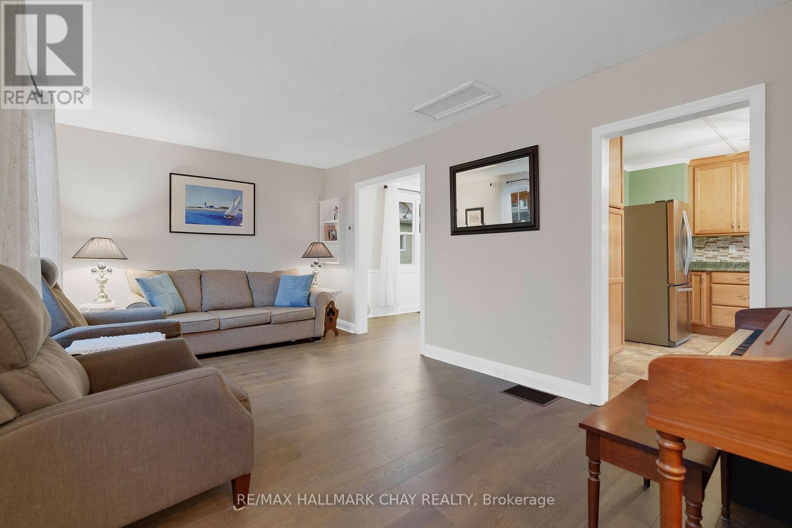 137 POWLEY ST