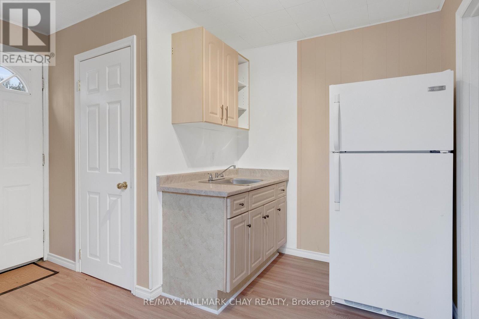 137 POWLEY ST
